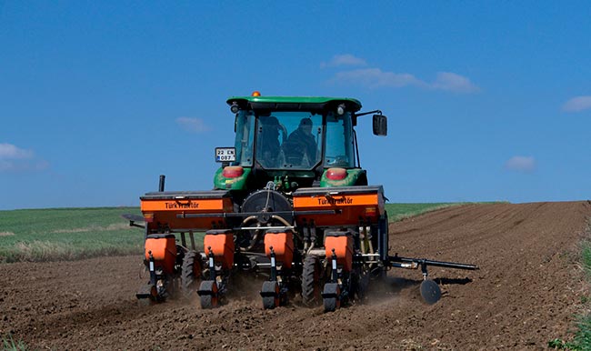 vehículo agropecuario