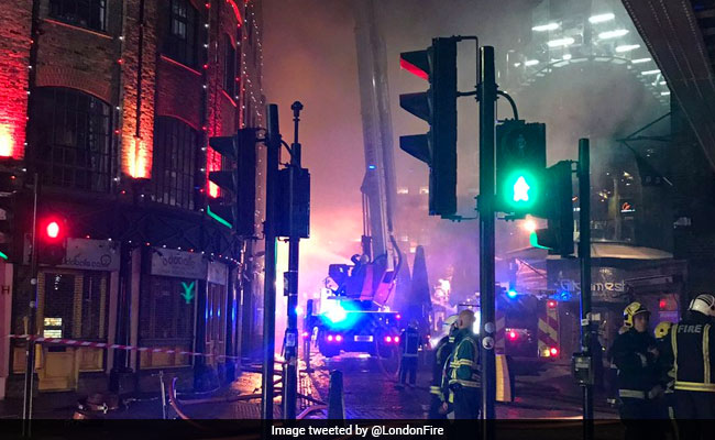 En este momento estás viendo PARIS: incendio aparentemente intencional